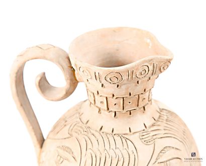 ROMACREA School 
Large terracotta jug in...