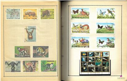 World: Approximately 700 different stamps...