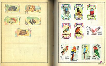 World: Approximately 700 different stamps...
