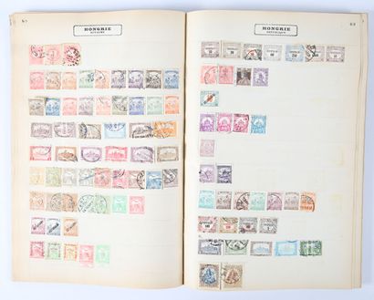 World: Over 1,500 different stamps, mainly...