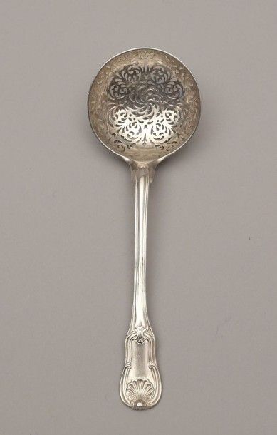 Cuillère à saupoudrer en argent, le

cuilleron...