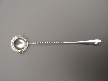 Cuillère à punch en métal argenté, le

cuilleron...