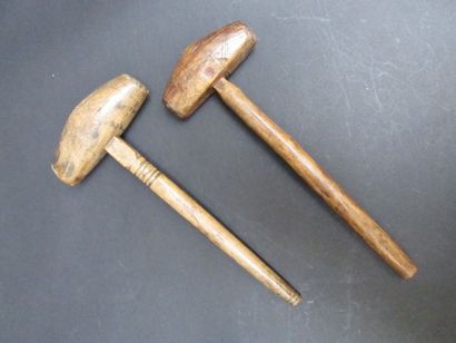 Deux marteaux à sucre anciens marocains