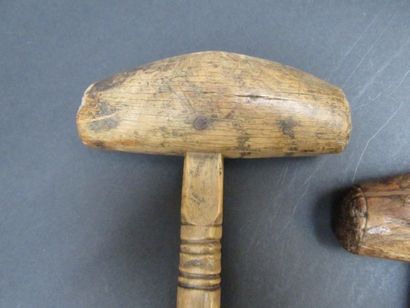 Deux marteaux à sucre anciens marocains