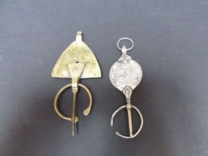 Deux anciennes fibules