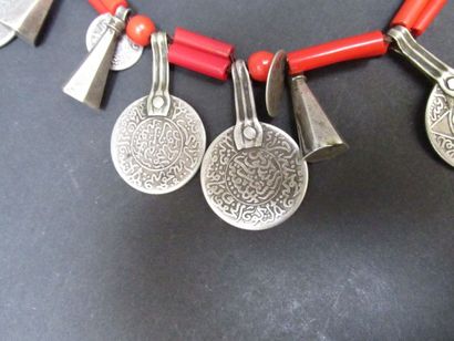 Collier de cérémonie

Long. : 42 cm