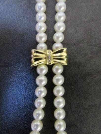 Collier de style négligé, , orné de perles...
