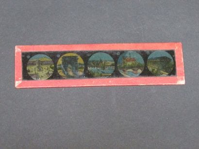 Dix plaques de lanterne magique en verre...