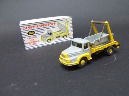 DINKY SUPERTOYS

Camion Unic Multibenne Marrel...
