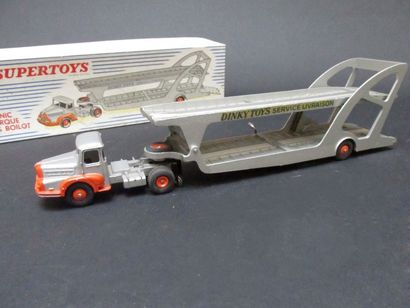 DINKY SUPERTOYS

Tracteur Unic et semi-remorque...
