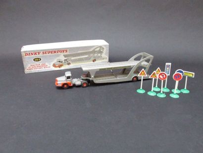 DINKY SUPERTOYS

Tracteur Unic et semi-remorque...