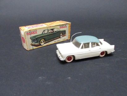 NOREV

Simca Versailles modèle n°6 

(boîte...
