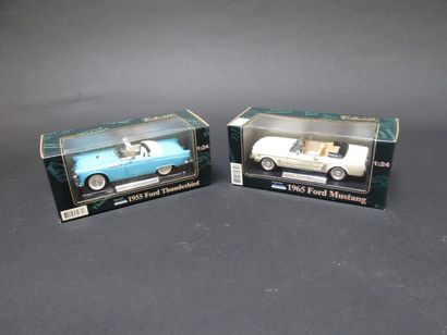 Lot de deux véhicules:

Collectibles 1955...