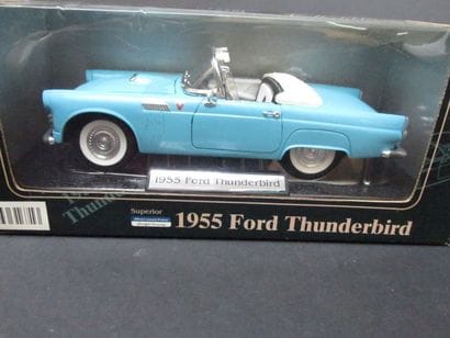Lot de deux véhicules:

Collectibles 1955...