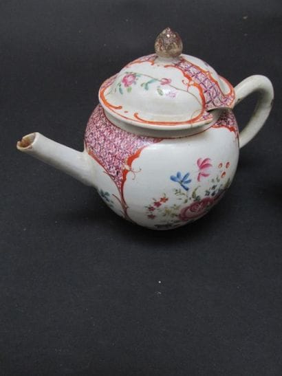 CHINE - Compagnie des Indes

Théière à décor...