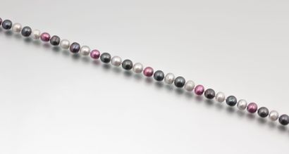 Collier choker de perles de culture d’eau

douce...