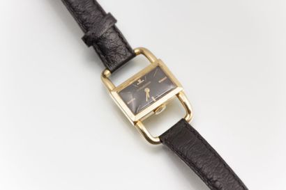 JEAGER LECOULTRE, vers 1960

Montre de femme...