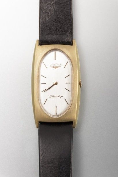 LONGINES (Flagship Rectangulaire -

Design),...