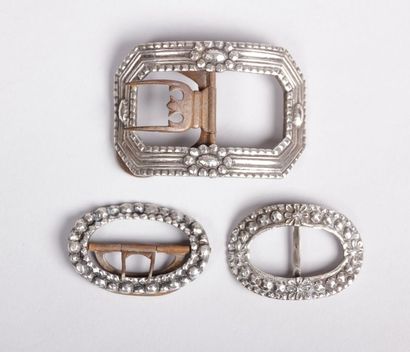 Boucle de soulier en argent à décor de

frise...