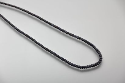 Collier de disques de saphir, le fermoir...