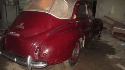 PEUGEOT 203 DECOUVRABLE 1950

Au salon de...