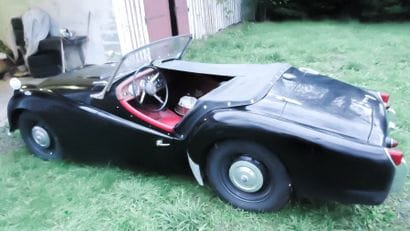 TRIUMPH TR3A 1958 - NOIRE - CUIR

ROUGE

Importée...