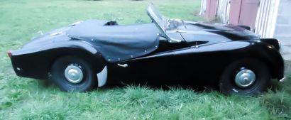 TRIUMPH TR3A 1958 - NOIRE - CUIR

ROUGE

Importée...