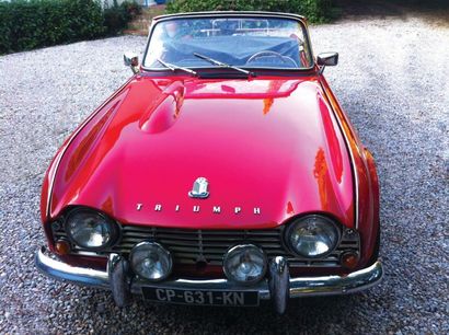 TRIUMPH TR4 de 1964

Lancée au salon de Londres...