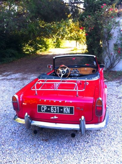 TRIUMPH TR4 de 1964

Lancée au salon de Londres...