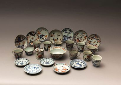 CHINE

Lot en porcelaine blanche à décor...