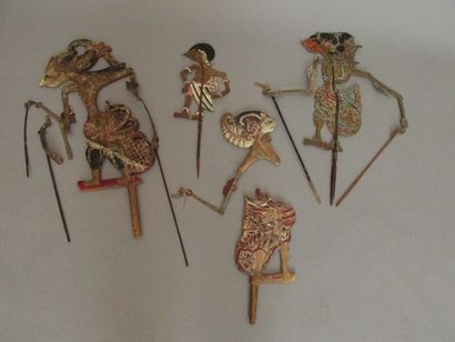 BALI

Figurines en cuir peint articulées