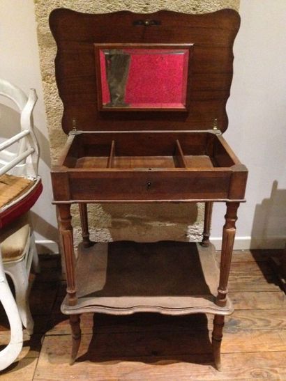 Suite de 4 chaises en bois naturel peint...