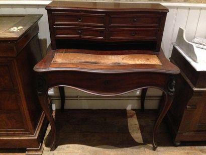 Bureau à gradin en bois naturel sculpté,...