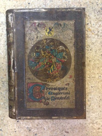Boîte formant livre en métal peint
