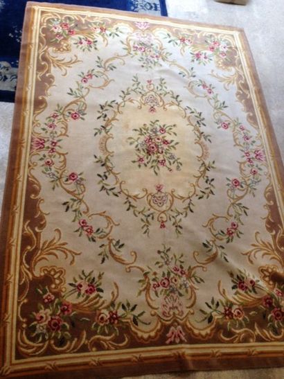 Dans le goût d'Aubusson, tapis dans le style...