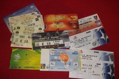Ensemble de 2 billets d'entrée des Coupes...