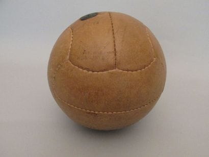Ballon en cuir de la marque 