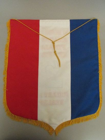 Fanion de match de sélection nationale, échangé...
