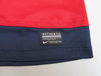 Maillot officiel du PSG porté par Zlatan...