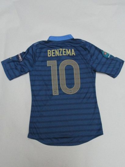 Maillot de Benzema porté lors du match de...