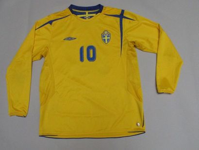Maillot porté par Zlatan Ibrahimovic, en...