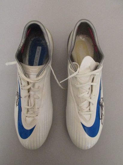 Paire de chaussures de football de Didier...
