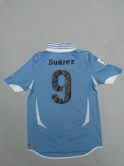 Maillot de Luis Suarez porté lors du match...
