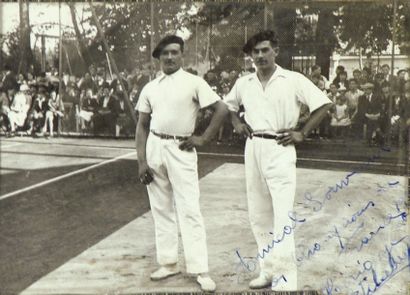 Photographie dédicacée des champions de France...