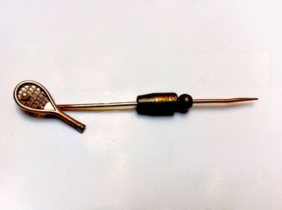 Epingle de cravate en cuivre doré avec petite...