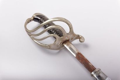 Sabre d’officier, Mle 1882 - signé

A.GIROULT...