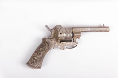 Revolver à broche système LEFAUCHEUX

canon...