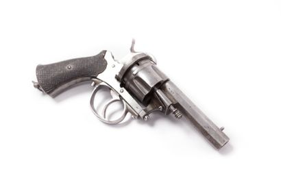 Revolver à broche de type militaire Cal....