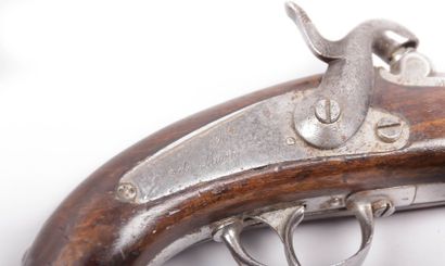 Pistolet réglementaire français de

gendarmerie,...
