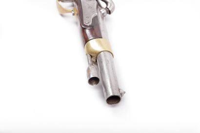 Pistolet réglementaire français, Mle

1822...